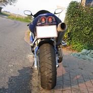 Yamaha YZF R1