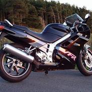 Honda VFR 750 F