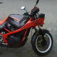 Suzuki GSX 400x Impulse