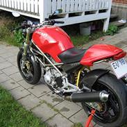 Ducati Monster 900 - Solgt