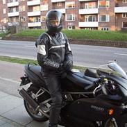 Ducati 750 S