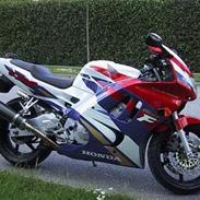 Honda CBR 600 F3