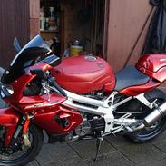 Aprilia SL1000 Falco