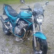 Suzuki Bandit 600 (solgt)