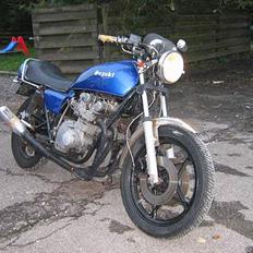 Suzuki GS 750
