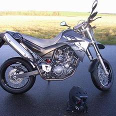 Yamaha XT660X