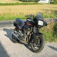 Suzuki gsx 750 es 