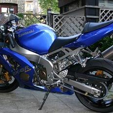Kawasaki zx6r ninja
