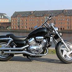 Honda VF 750 C Magna  Kan købes