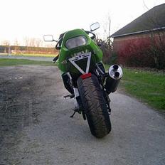 Kawasaki ZX-7R