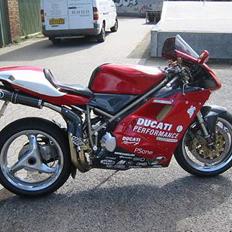 Ducati 916