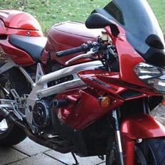 Aprilia SL1000 Falco