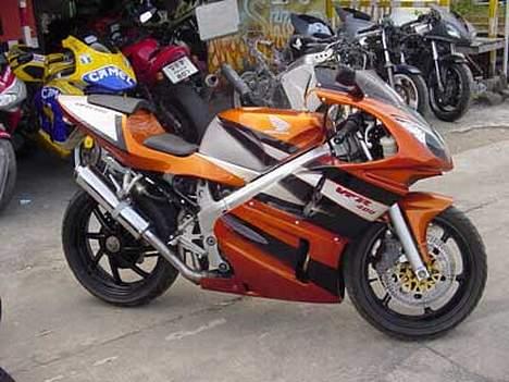 Kawasaki ZX12R billede 15