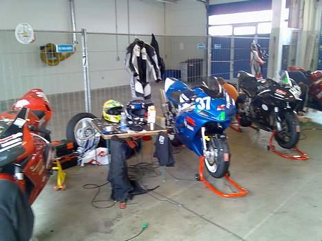 Suzuki gsx 600 r billede 7