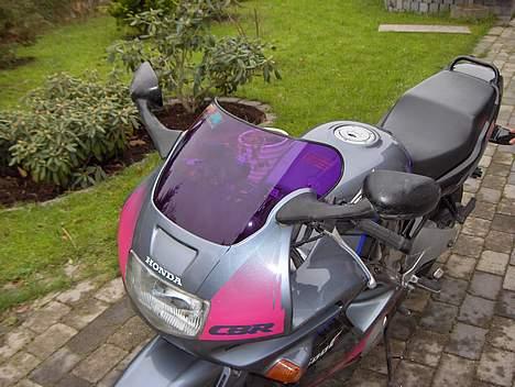Honda CBR 600 F (**solgt**) billede 6