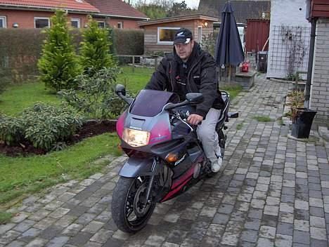 Honda CBR 600 F (**solgt**) billede 11