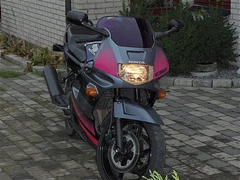 Honda CBR 600 F (**solgt**) billede 12