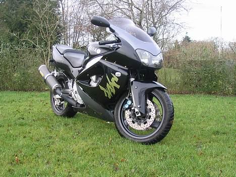 Yamaha yzf 1000 r thunderace billede 3