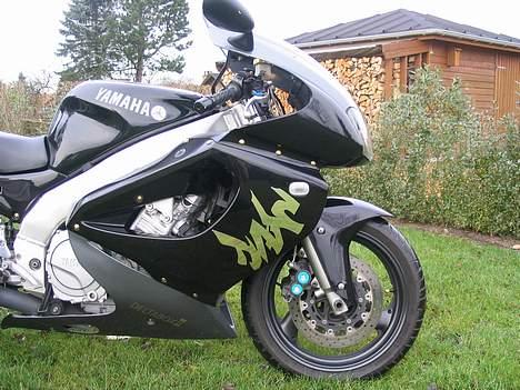 Yamaha yzf 1000 r thunderace billede 4