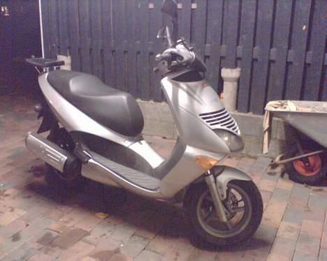 Aprilia Leonardo 125cc billede 1
