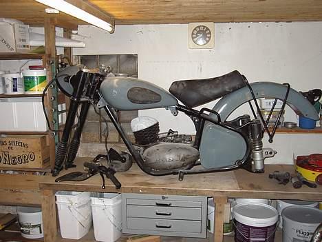 DKW RT 175/250 ccm *SOLGT* - For lige at danne et overblik over hvordan den kommer til at se ud :-) billede 1