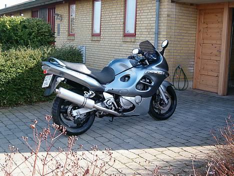 Suzuki GSX 750 F billede 2