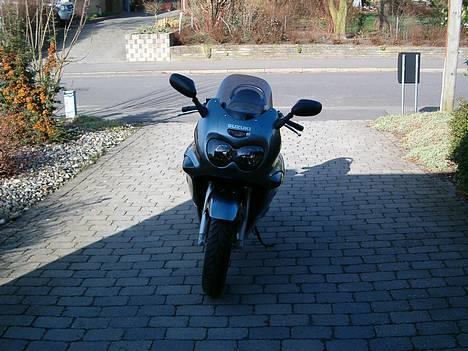 Suzuki GSX 750 F billede 3