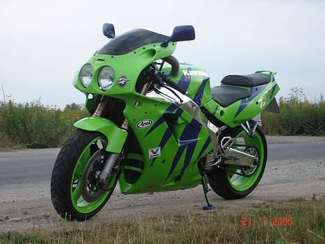 Kawasaki ZXR 750  SOLGT billede 6