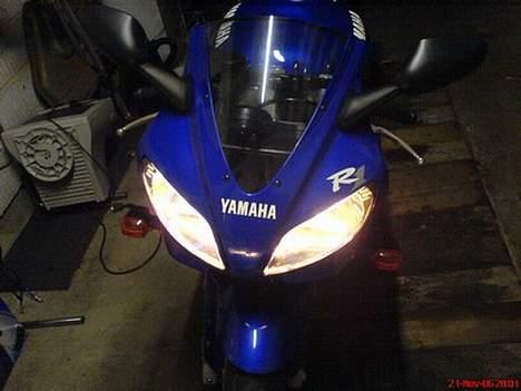 Yamaha R1 billede 5