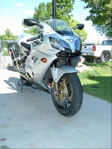 Kawasaki ZX9R billede 5