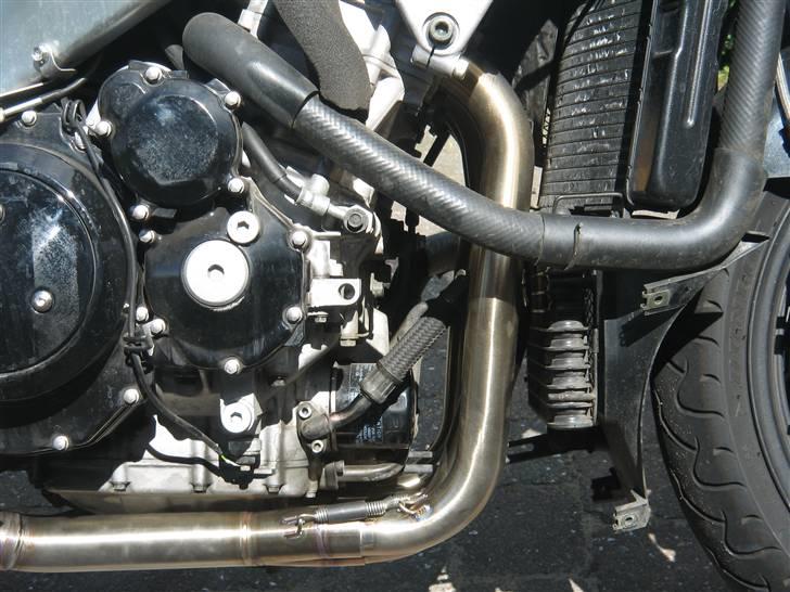 Suzuki Hayabusa SOLGT - Så blev det nye 4-2-1 Micon udstødnings system monteret ( kanon lyd ) billede 7