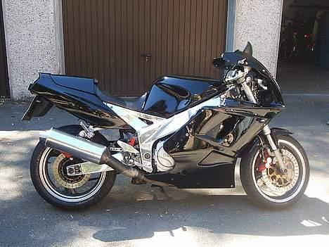 Yamaha fzr1000 billede 9