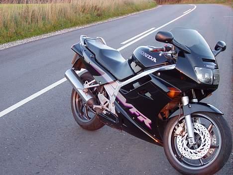 Honda VFR 750 F billede 6