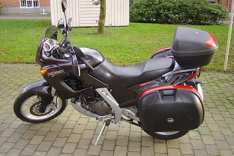 Aprilia Pegaso 650 *solgt* billede 2