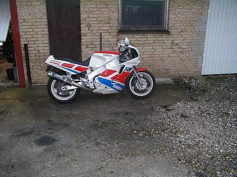 Yamaha FZR1000 billede 5