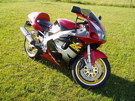 Suzuki gsxr 750r billede 3