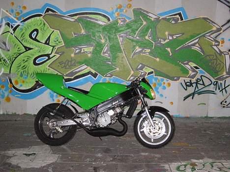 Kawasaki KR1-S - Sådan kan den også se ud som Streetfigther.." foto fra en Hollandsk siden ejer Max Mad" billede 8