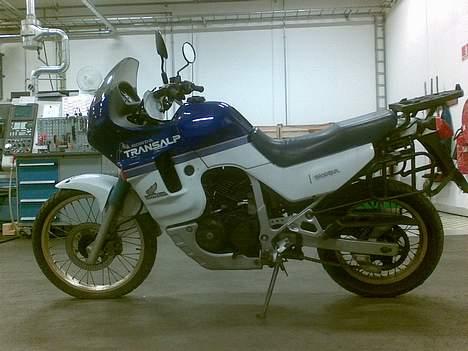 Honda Transalp *SOLGT* billede 4