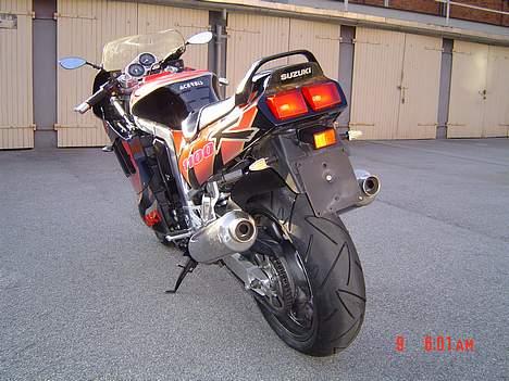 Suzuki GSX 1100 R billede 1