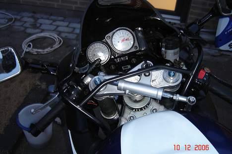 Suzuki TL1000R**solgt** billede 3