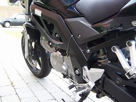 Suzuki SV 650n## SOLGT## billede 6