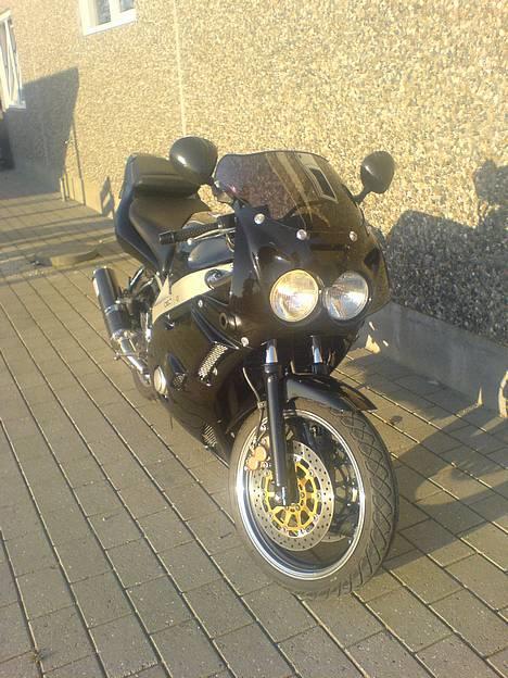 Yamaha FZR 600 *SOLGT* :-( billede 5