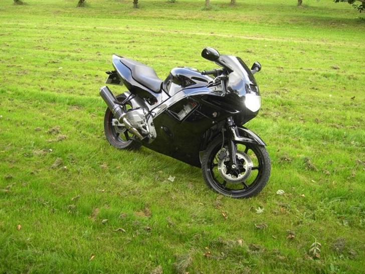 Honda CBR600 F2 billede 1