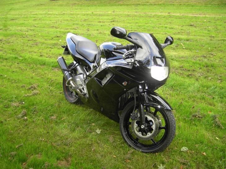 Honda CBR600 F2 billede 2