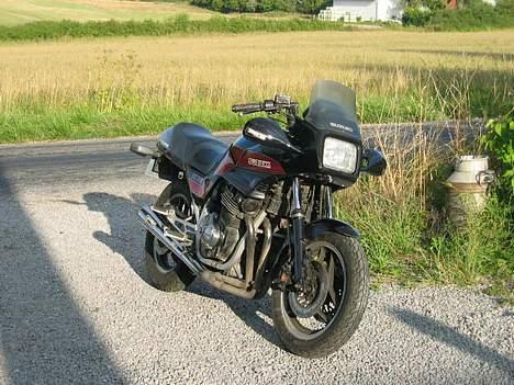Suzuki gsx 750 es  billede 2