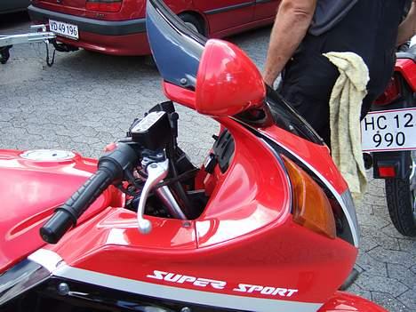 Honda cbr1000 SOLGT billede 4