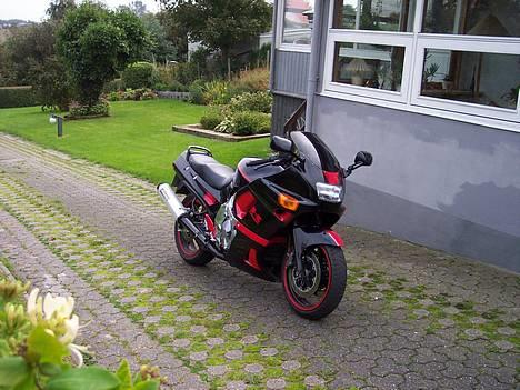 Kawasaki ZZR 600 **solgt** billede 3