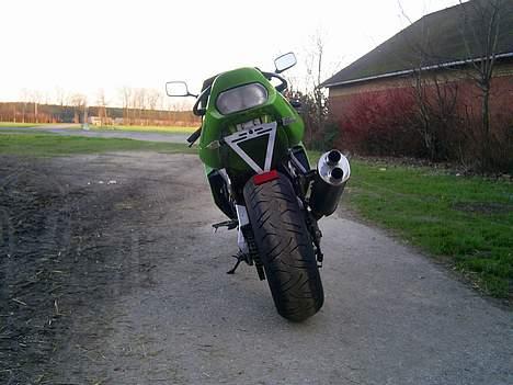 Kawasaki ZX-7R billede 2