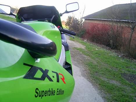 Kawasaki ZX-7R billede 11