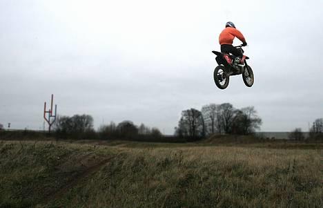 KTM SX 380 - Så behøver det ikke blive højere! billede 10